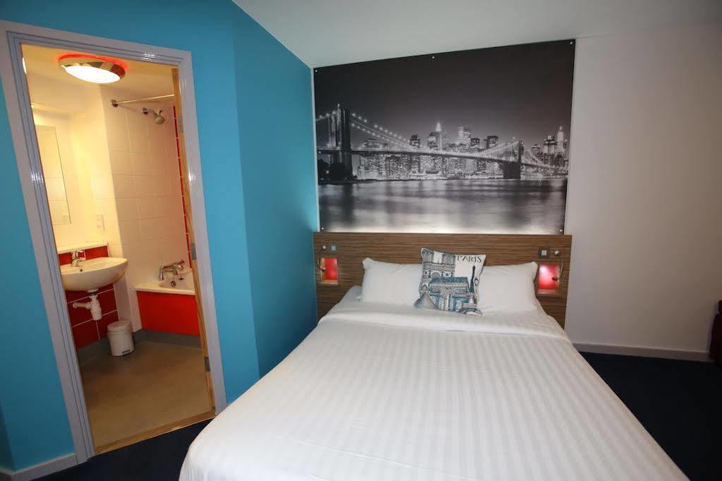 Citilodge Wakefield Hotel By Roomsbooked Dış mekan fotoğraf